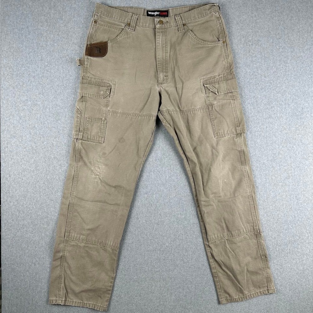 Wrangler Mens Size 38x34 RIGGS WORKWEAR Tan Carpenter Cargo Pants‎ Distressed